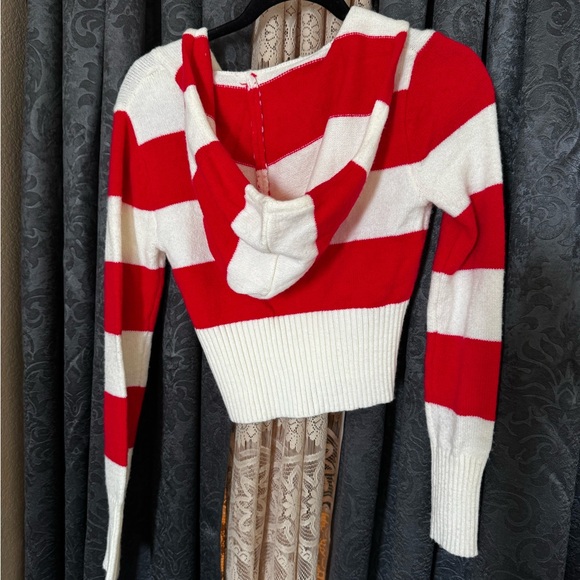 Red and White Striped Zip-Up cropped Hoodie - Picture 2 of 3